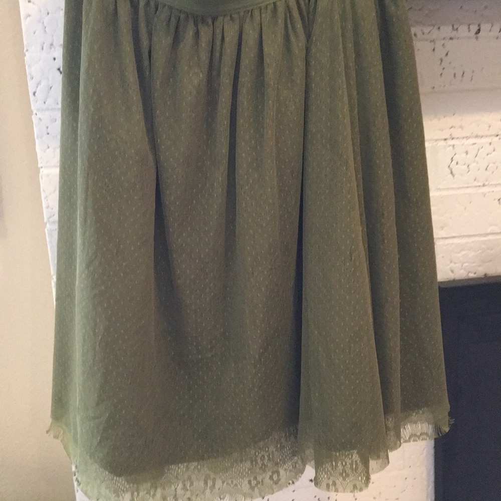 Lace skirt